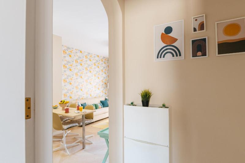 Amazing renovated pool view Apt Aircon 2 min to Fañabe Beach - image 2