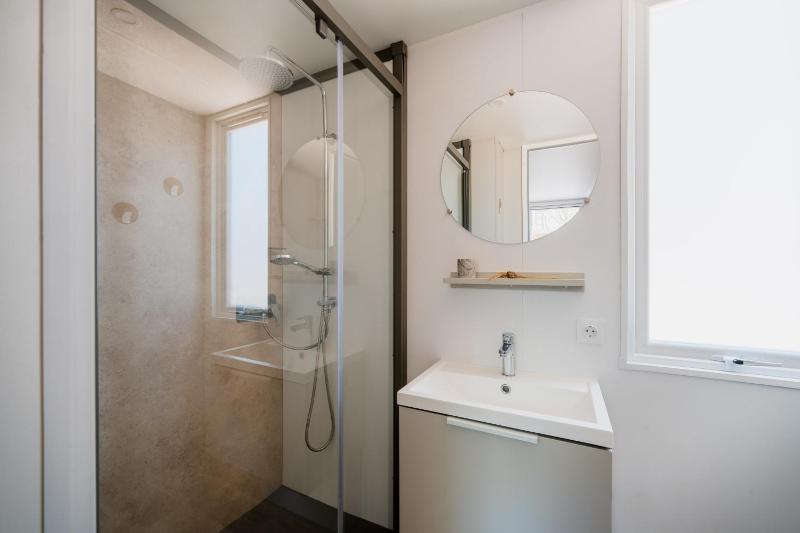 Superior Mobile Home image 3