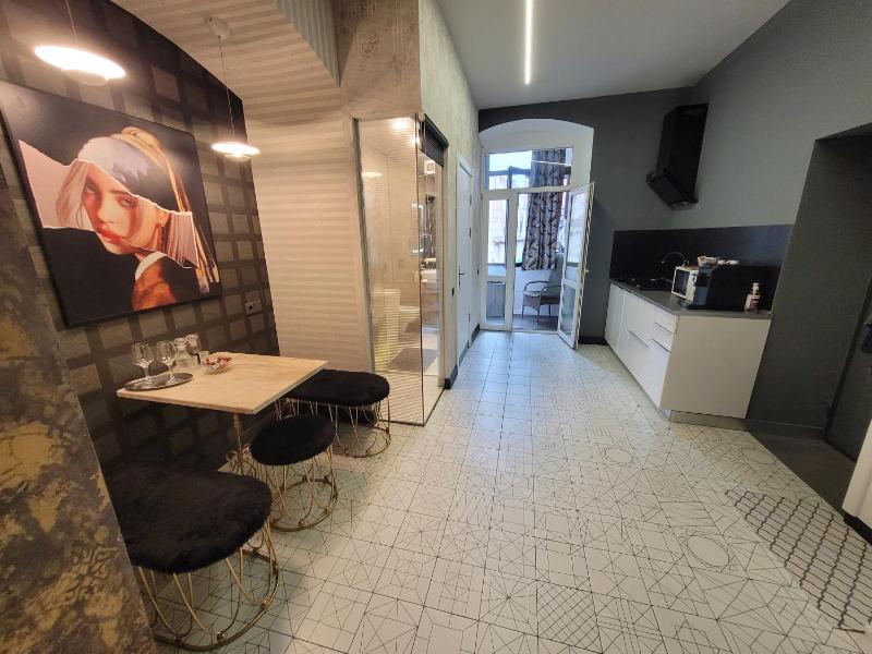 Alfa Luxury Boutique - image 11