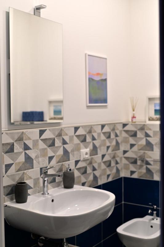 Double Room with Private Bathroom image 4