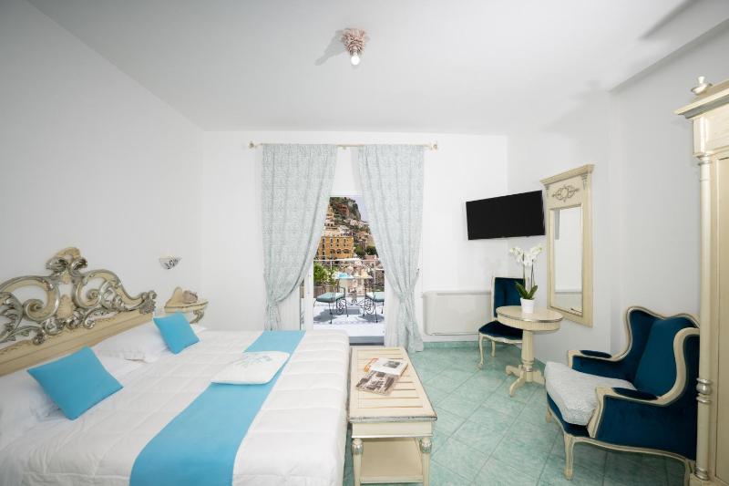 Executive Suite image 4