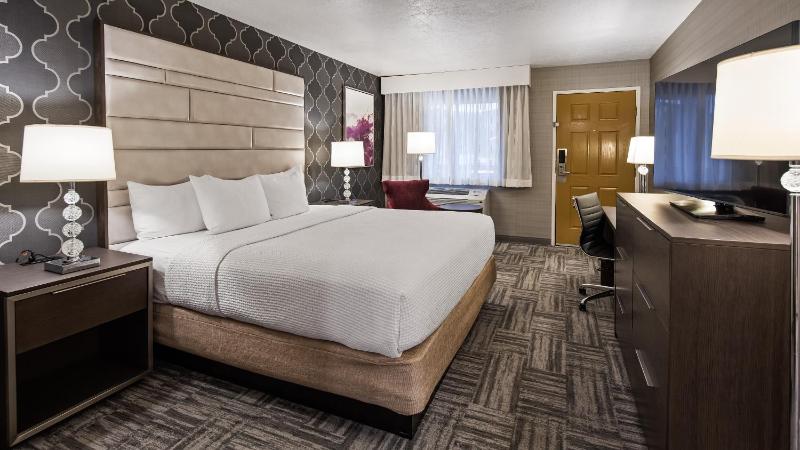 King Room image 3