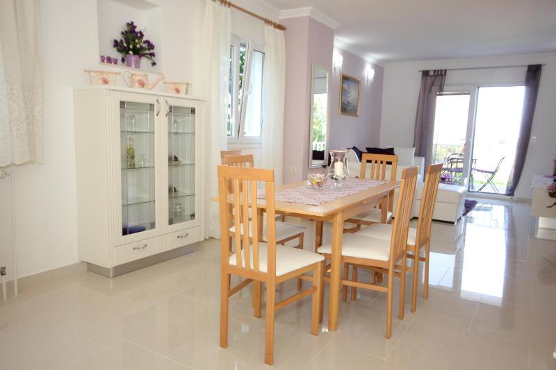 Two-Bedroom Apartment with Terrace and Sea View image 4
