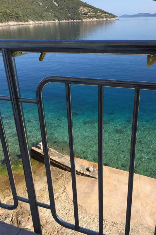 Two-Bedroom Apartment with Terrace and Sea View image 2
