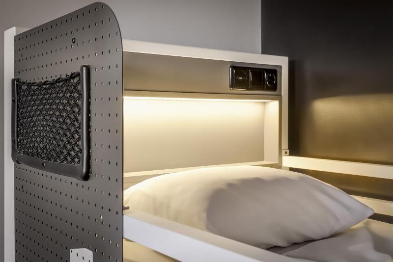 Triple Room with Private Bathroom image 4