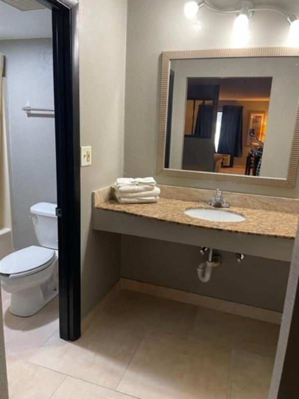 King Suite image 1