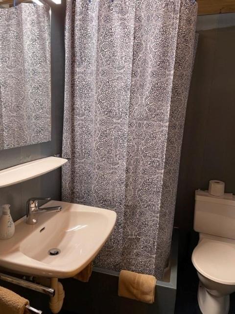 Double Room image 2