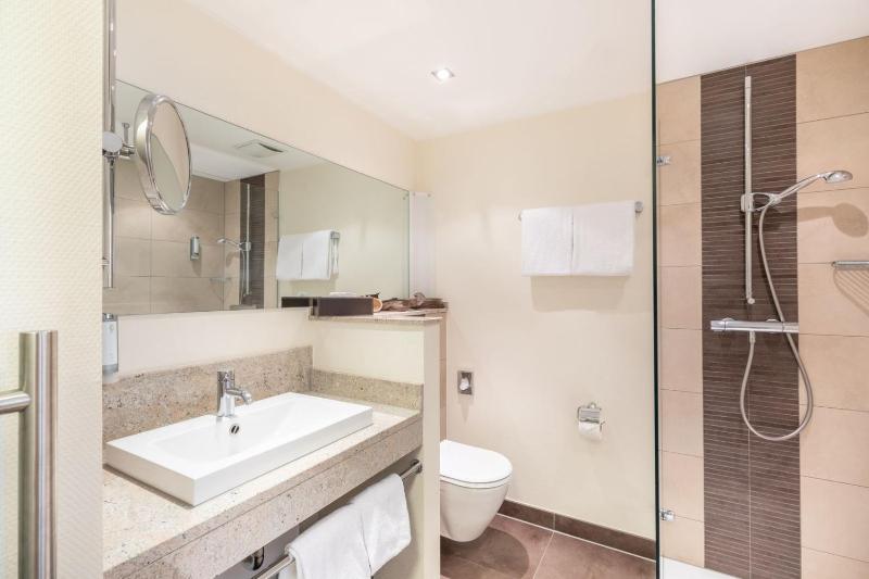 Executive Double Room image 3