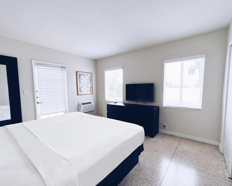 Penthouse II image 3