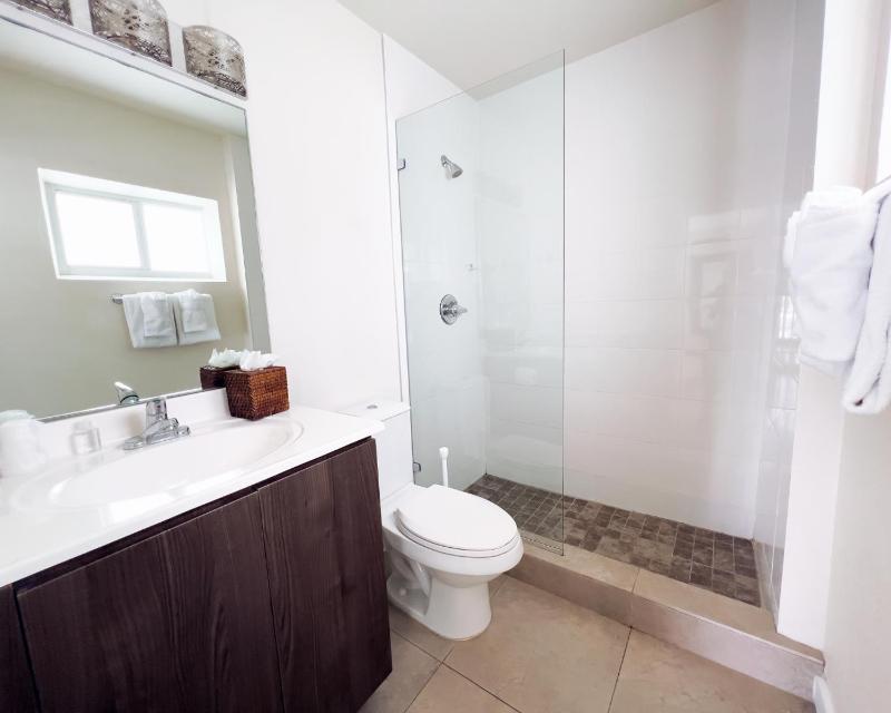 Penthouse II image 2