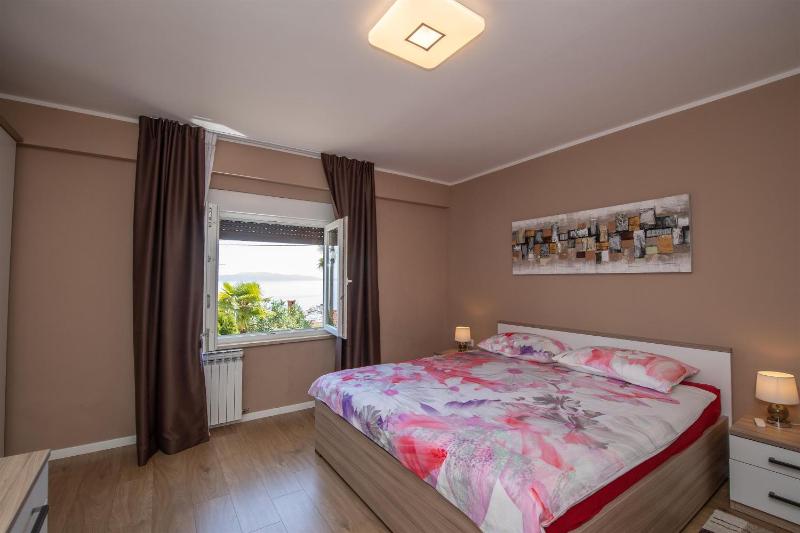 Apartment Carmen Opatija - image 9