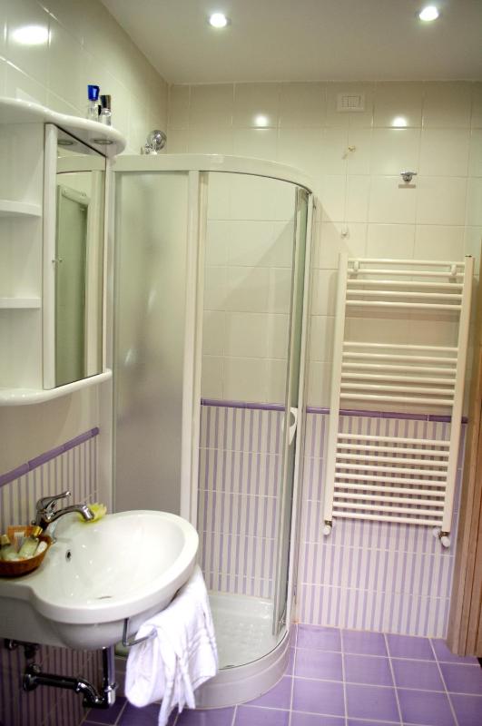 Double or Twin Room image 2