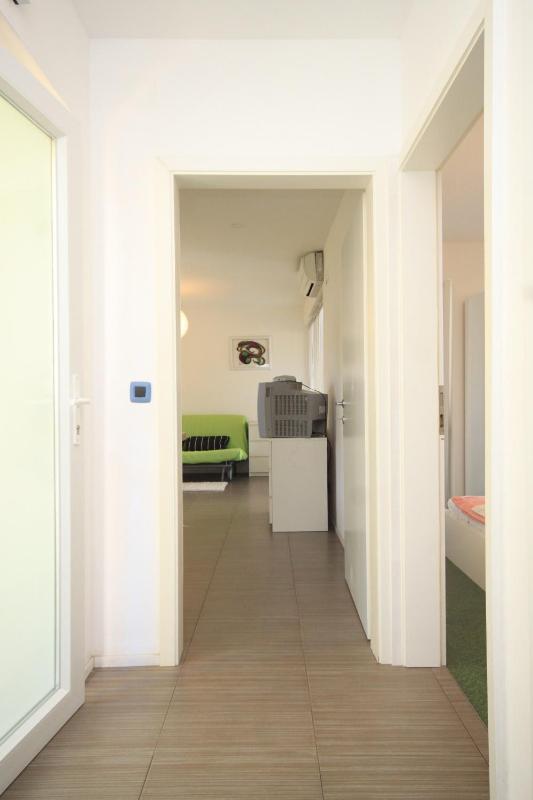 One-Bedroom Apartment with Terrace image 2