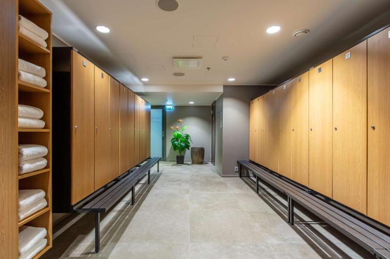 Presidential Suite with Freedom Square View image 4