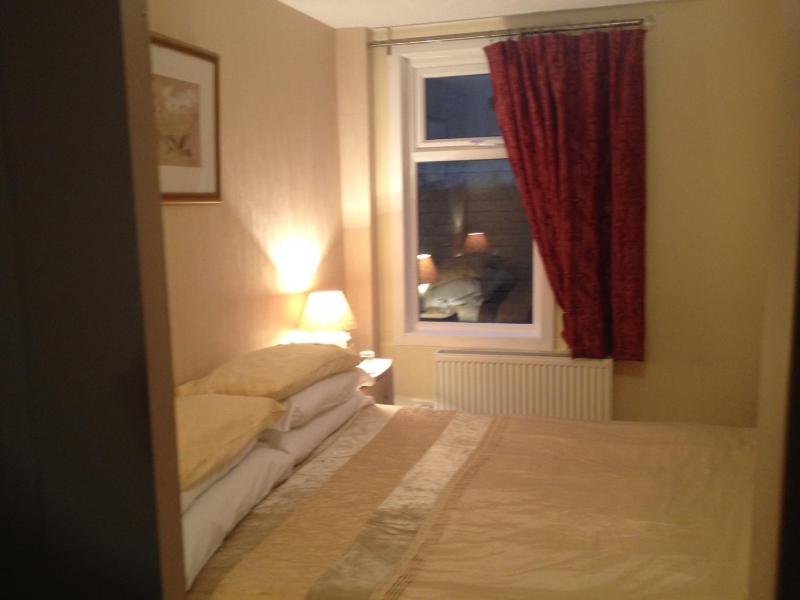 Junior Suite with Shower image 3