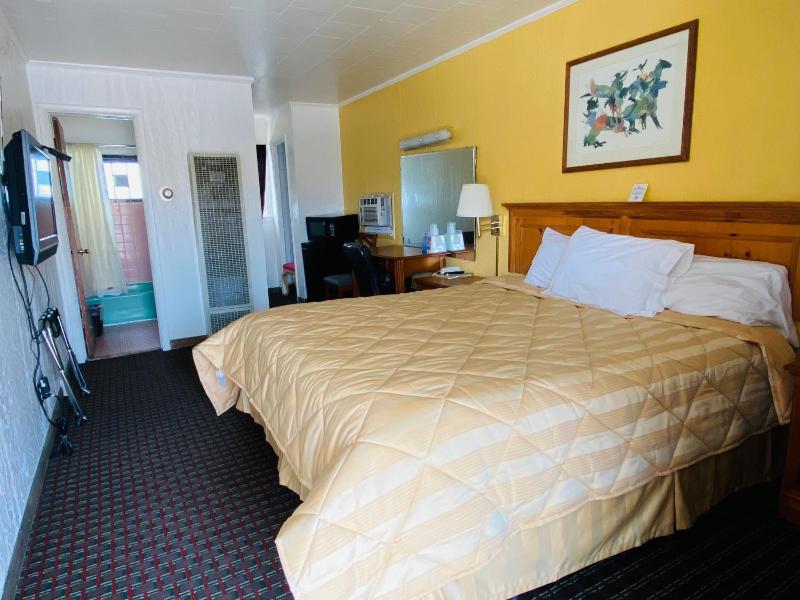 King Room image 1