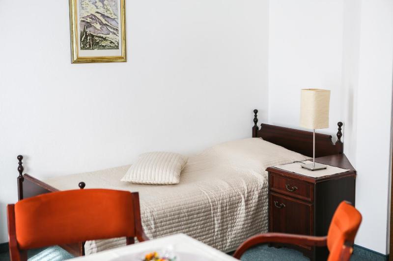Triple Room image 2