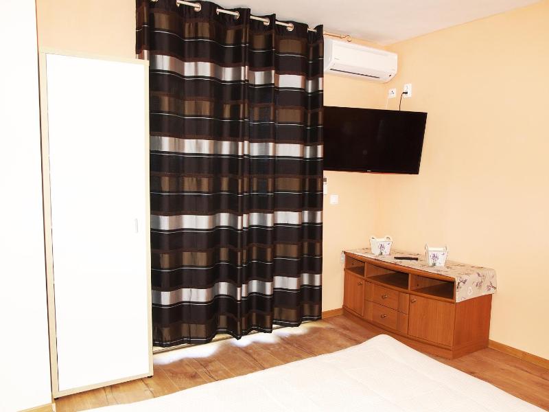 Apartments with parking space Makarska - 9129 - image 48