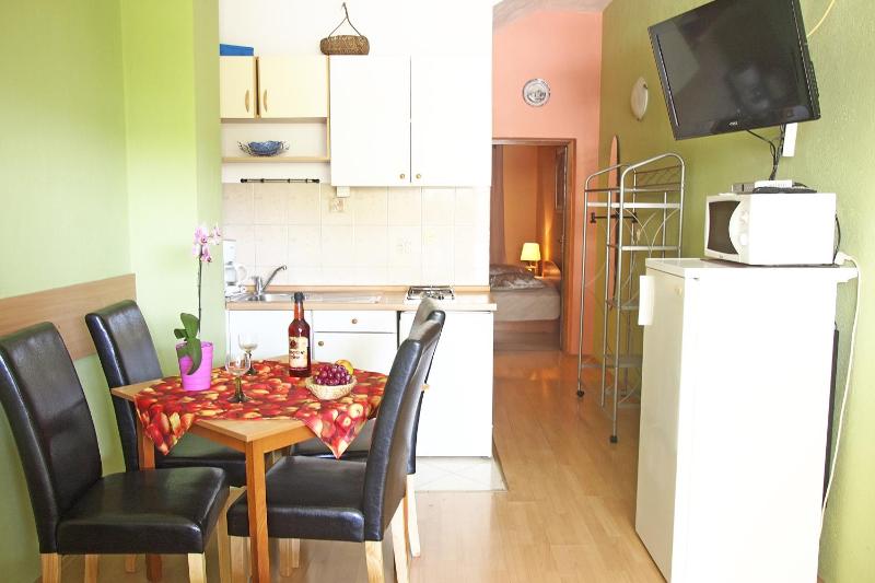 Apartments with parking space Makarska - 9129 - image 40