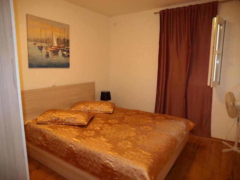 Apartments with parking space Makarska - 9129 - image 49
