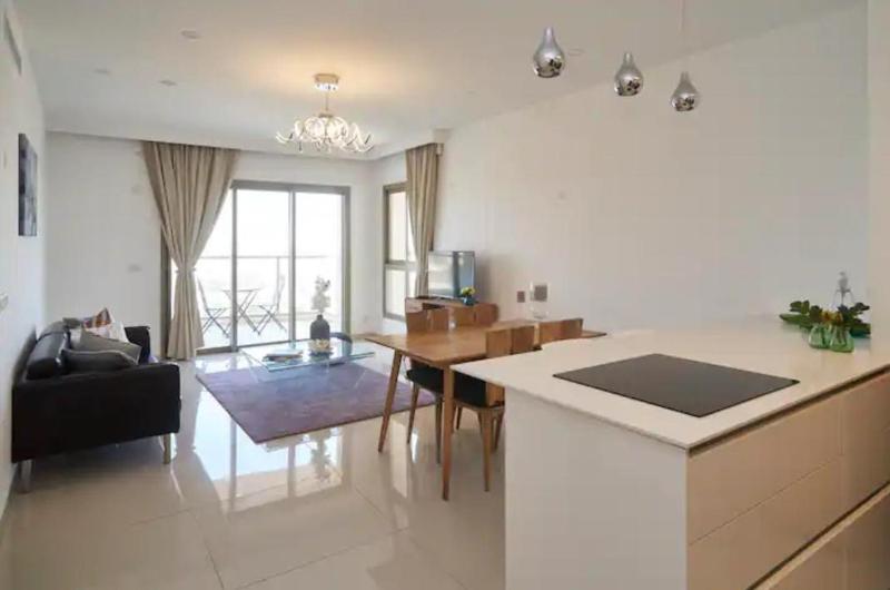 Unique View - 2 BR & 2 BTH - Monbaz streetM - image 13