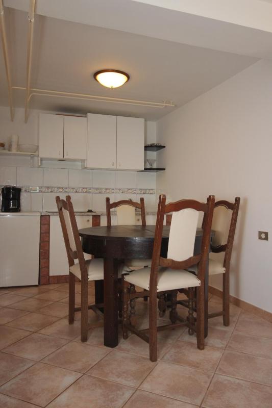 Two-Bedroom Apartment with Terrace image 4