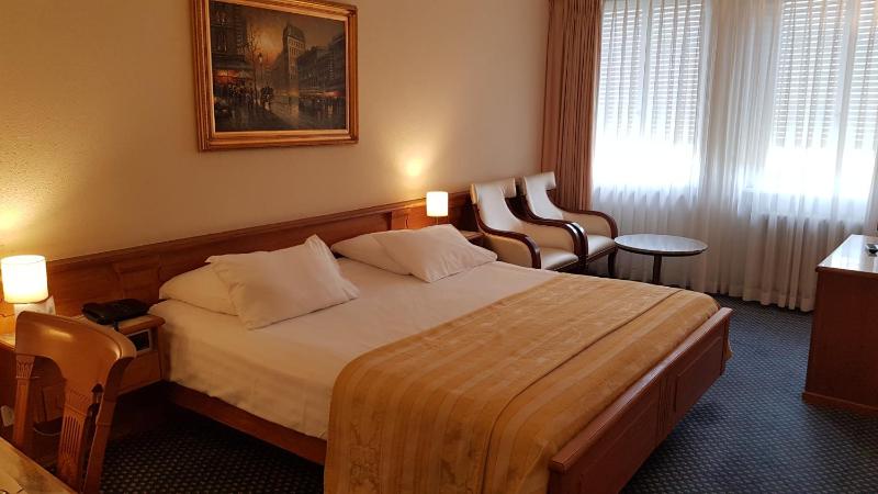 Superior Double Room image 2