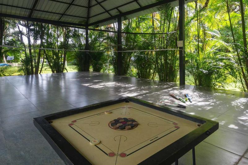 StayVista's Shades of Nature - 3BHK Villa with Private Pool & BBQ - image 18