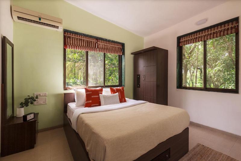 StayVista's Shades of Nature - 3BHK Villa with Private Pool & BBQ - image 17