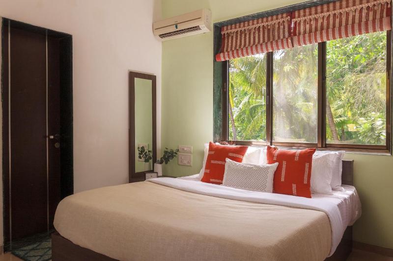 StayVista's Shades of Nature - 3BHK Villa with Private Pool & BBQ - image 2