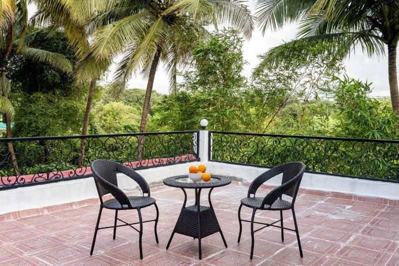 StayVista's Shades of Nature - 3BHK Villa with Private Pool & BBQ - image 13