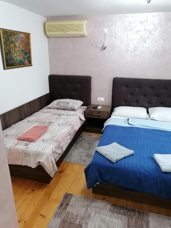 One-Bedroom Apartment image 1