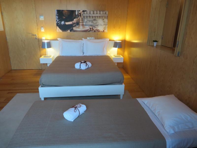 Double Room with Extra Bed (3 Adults) image 4