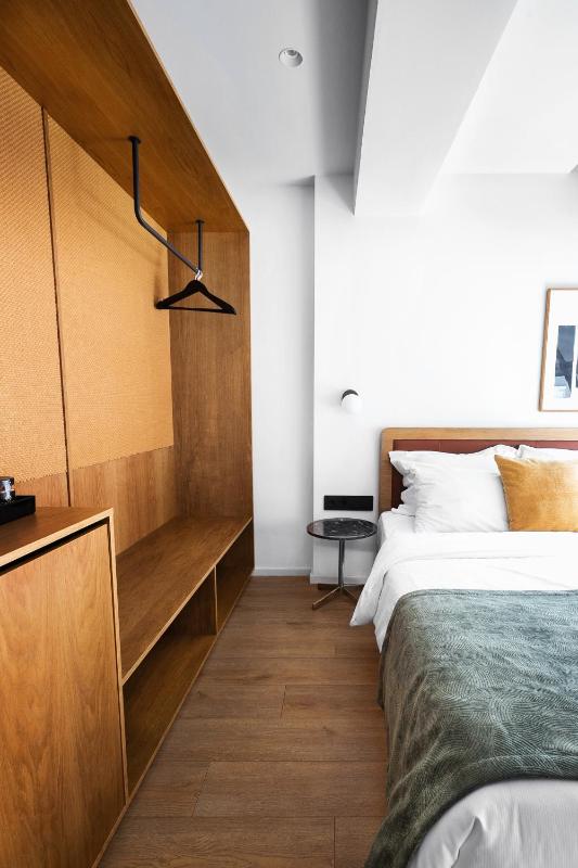 Single Loft image 4
