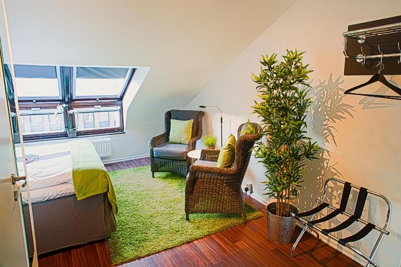 Double Room image 2