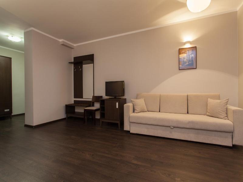 Triple Room image 3