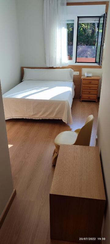 Standard Single Room with Shower image 4