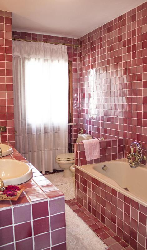 Double or Twin Room with Private External Bathroom image 1