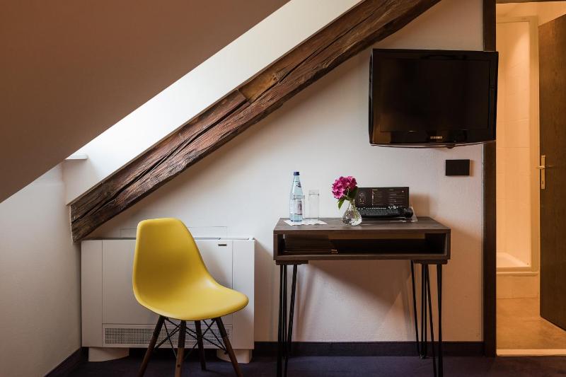 Double Room - Attic image 4