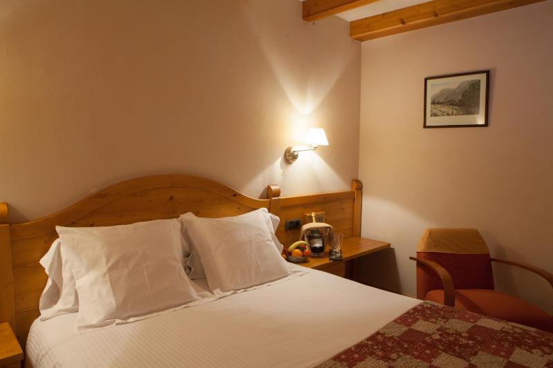Double Room (1 Adult) image 3