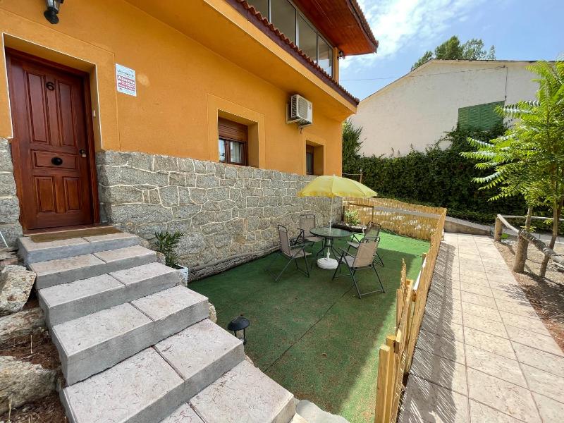 Quadruple Room image 1