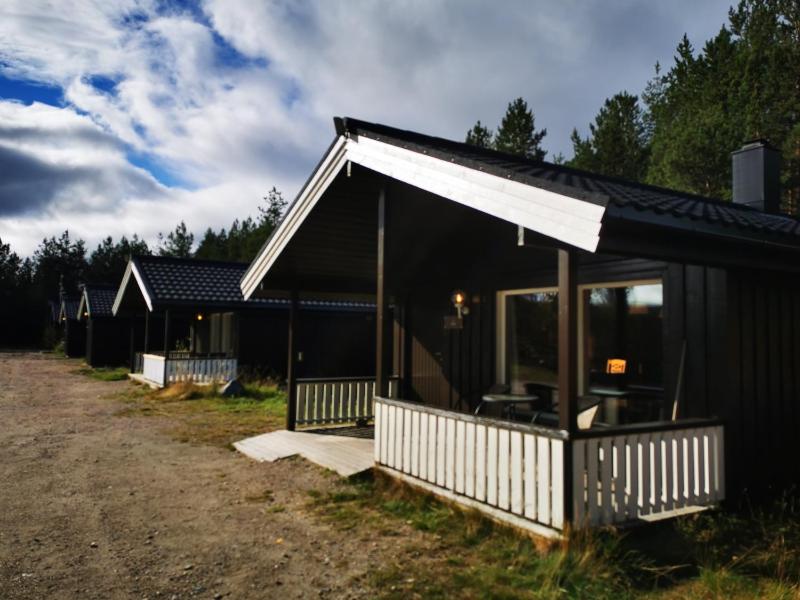 One-Bedroom Cottage image 3
