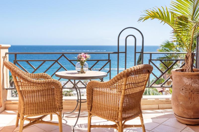 Junior Suite with Sea View image 1