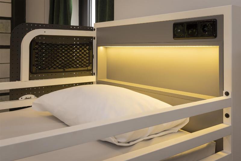 Bed in 4-Bed Female Dormitory image 3