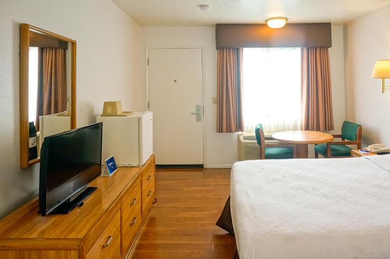 King Room with Spa Bath - Non Smoking image 4