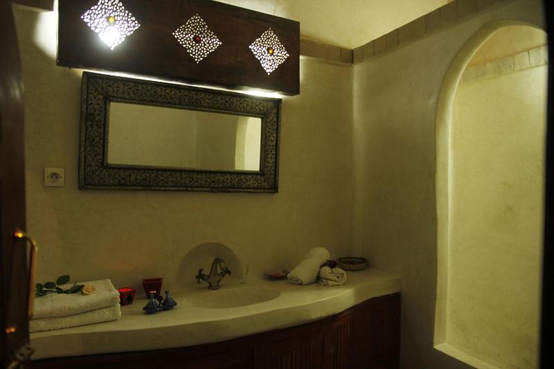 Riad Azenzer - image 2