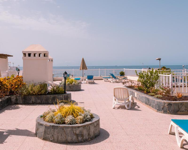 Apartamento a 50M del mar en La Caleta - image 23