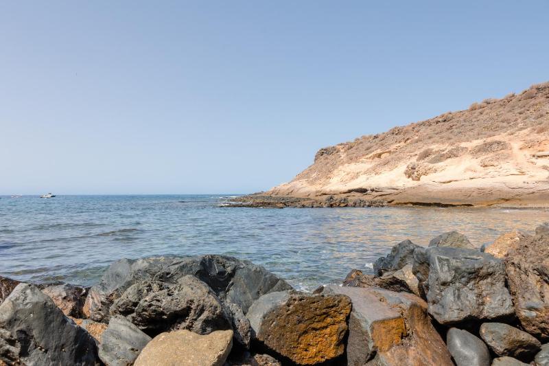 Apartamento a 50M del mar en La Caleta - image 21