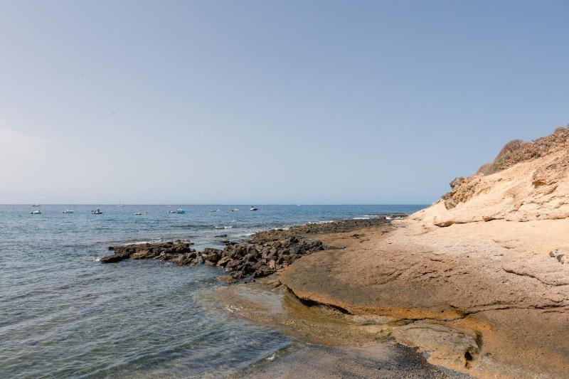 Apartamento a 50M del mar en La Caleta - image 13