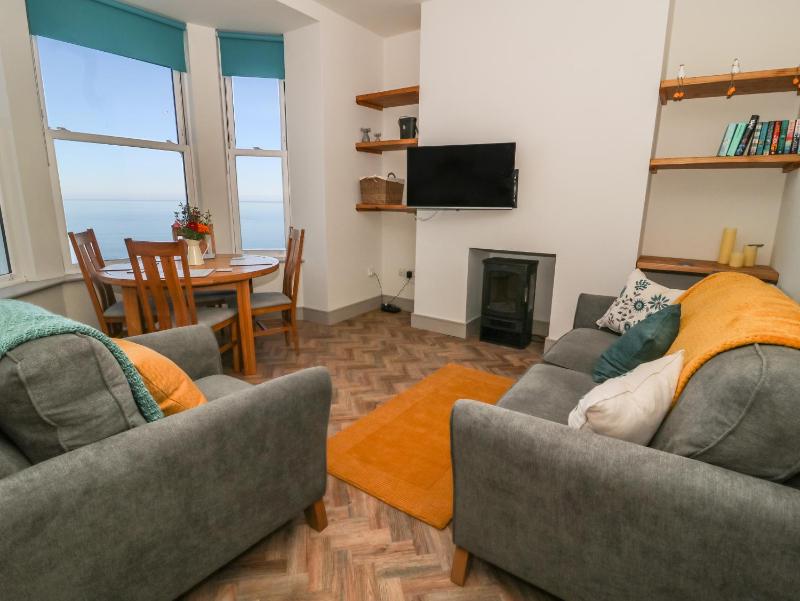 Apartment 6 Bay View - image 7
